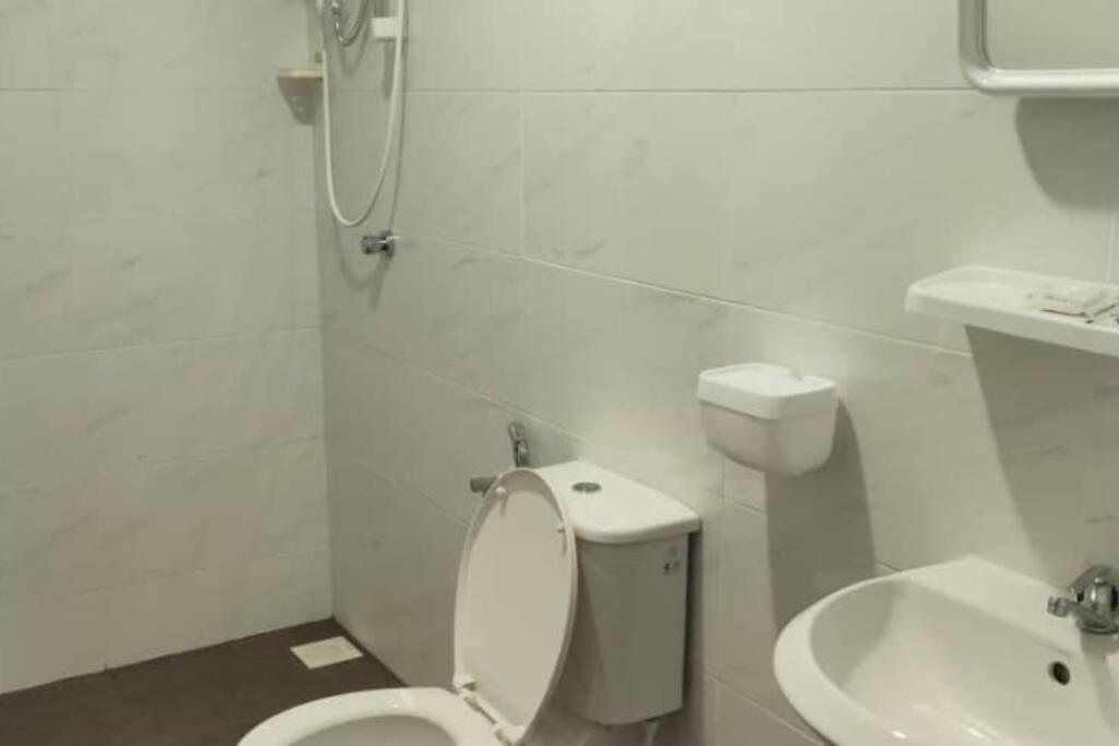 Luxurious Homestay 3Br With Pool Meru Ipoh 8 Pax Екстер'єр фото